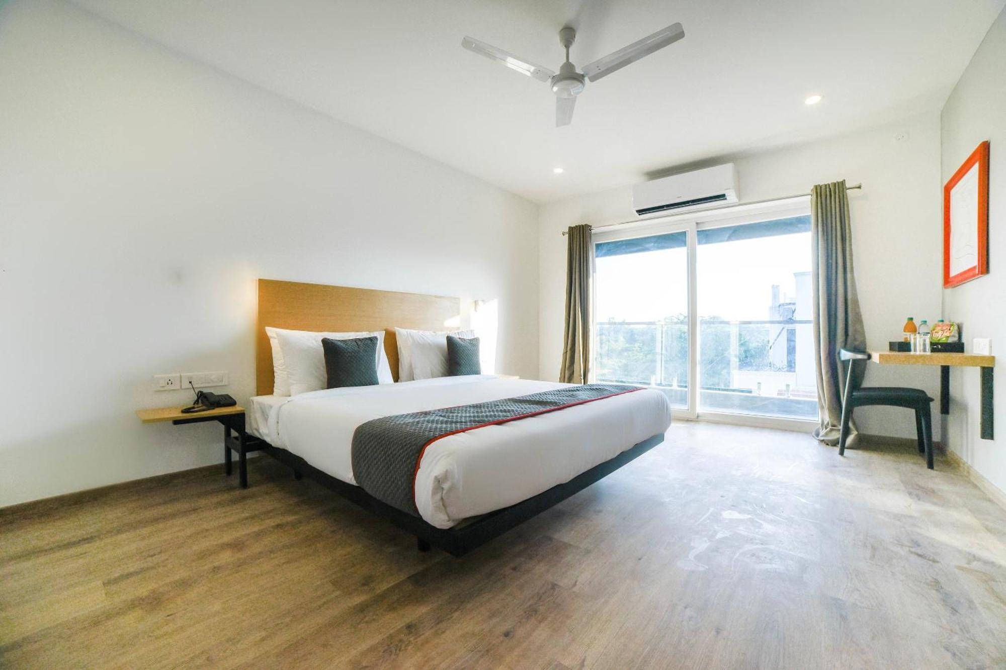 Townhouse 211 Laguna Ecr Near Juhu Beach Chennai Exterior foto
